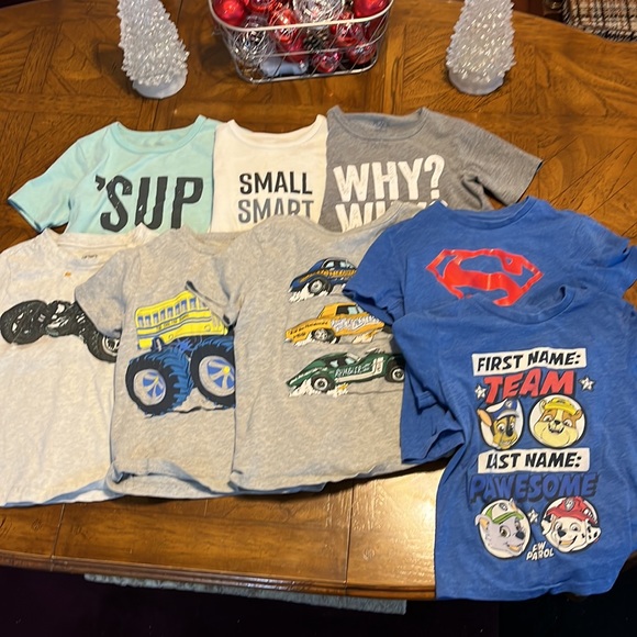 Lot of 9 boys t-shirts and 1 sweatpants - Picture 1 of 9